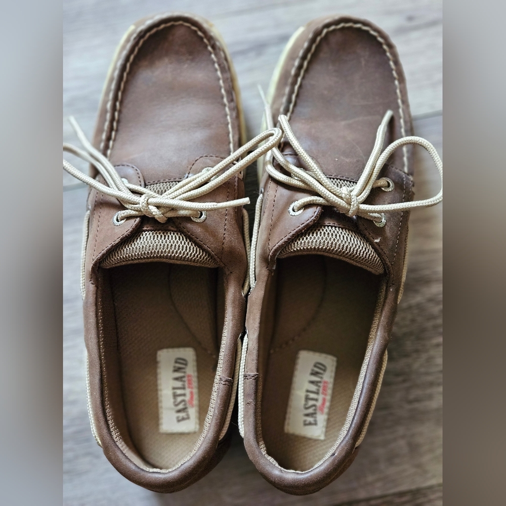 Eastland Women's Brown Boat Shoes